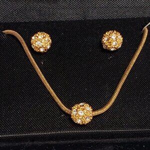 Earring/Necklace Set